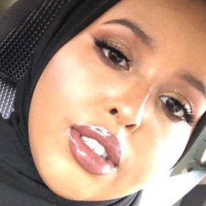 Meet your Posher, Aasia